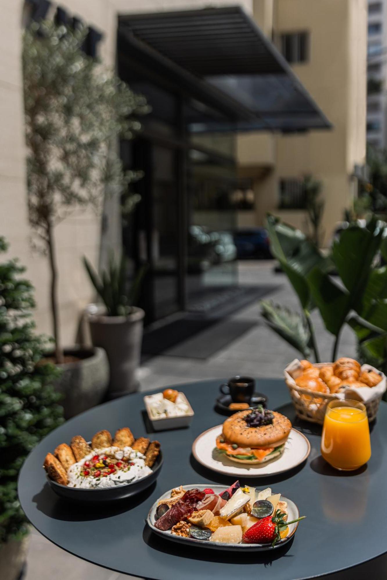Zur Studios And Suites Beyrouth Extérieur photo